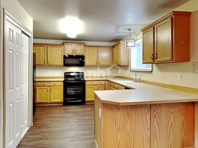 Building Photo - 5801 204th Street Ct E