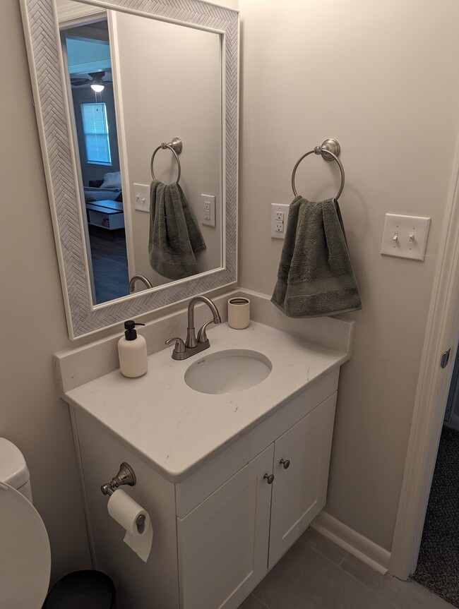 Foto del edificio - 3320 Sandpiper Ln