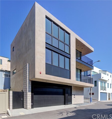 Building Photo - 1612 Ocean Dr