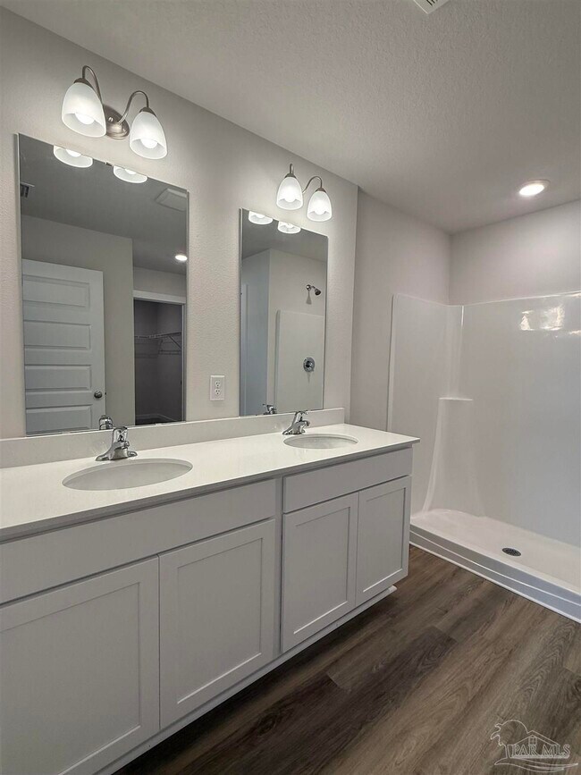 Foto del edificio - 111 Anhinga St