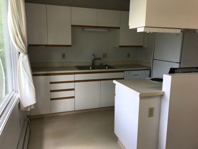 Building Photo - 2 BD | 1 BA Nestled on a Cul-De-Sac