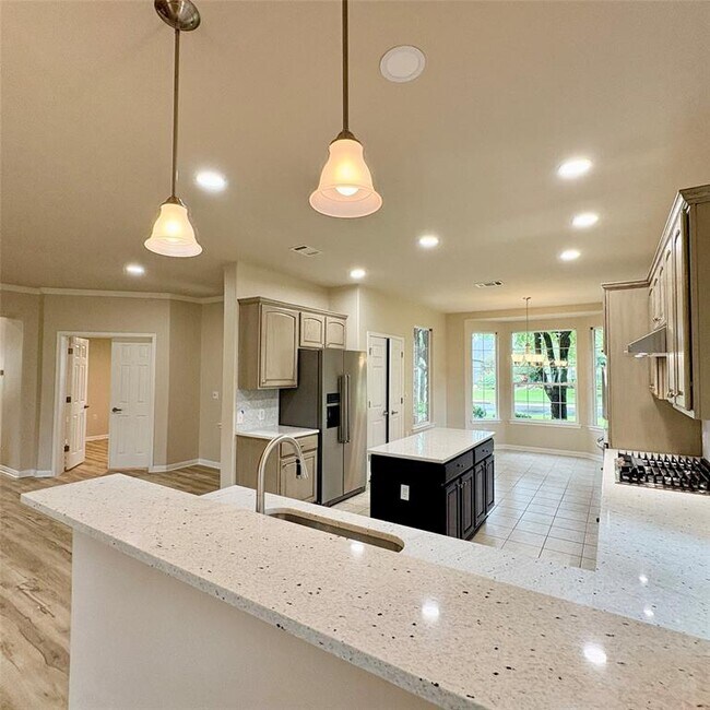 Building Photo - 109 Saddle Trail