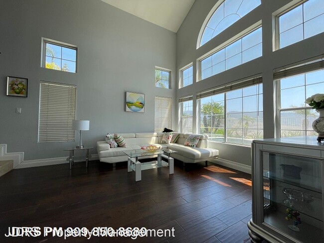 Foto del edificio - 3 br, 2.5 bath House - 23930 Nicole Way