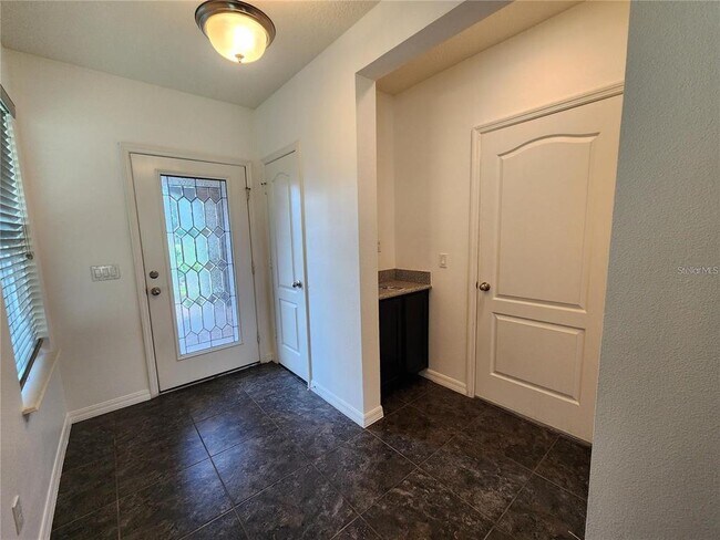 Foto del edificio - 3320 Mount Vernon Way