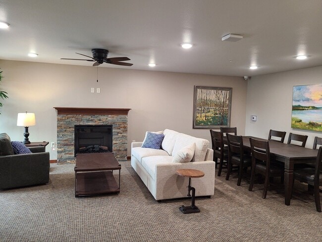 Salón de fiestas - Falcon Apartments