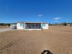 Building Photo - 4015 NE 47th St