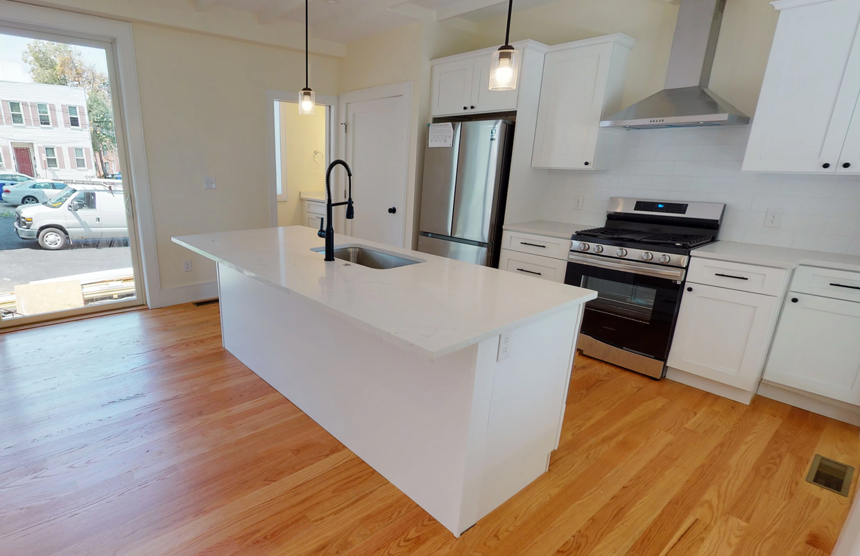 Primary Photo - 9/1 New construction 3BR/2.5BA in Brooklin...