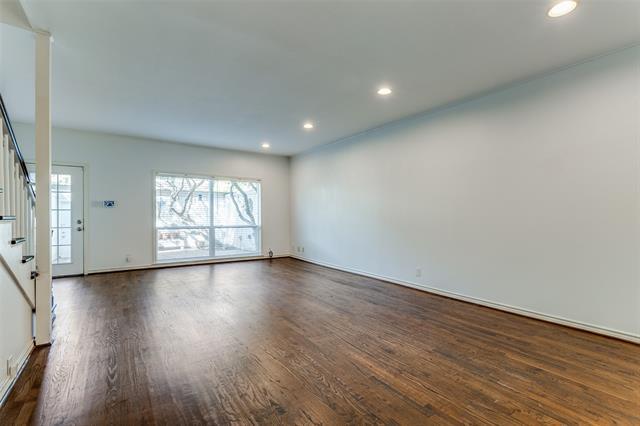 Foto del edificio - 7506 W Northwest Hwy