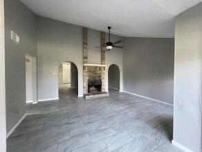 Building Photo - 9614 Wellsworth Dr