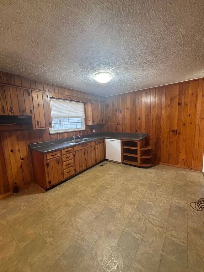 Foto del edificio - Updated 3bd/2bth home with Remodeled Master Suite & Prime Location!