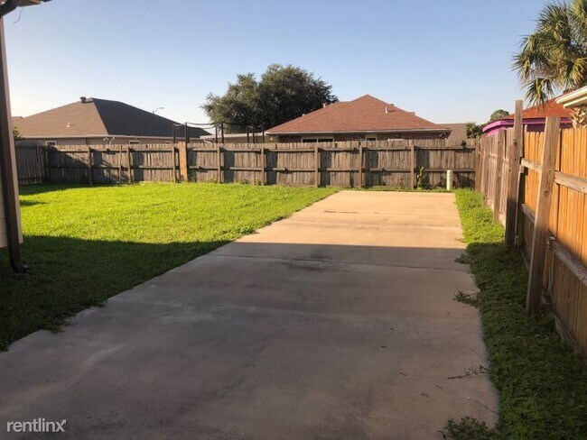 Building Photo - 3 br, 2 bath House - 6711 Morrison Rd
