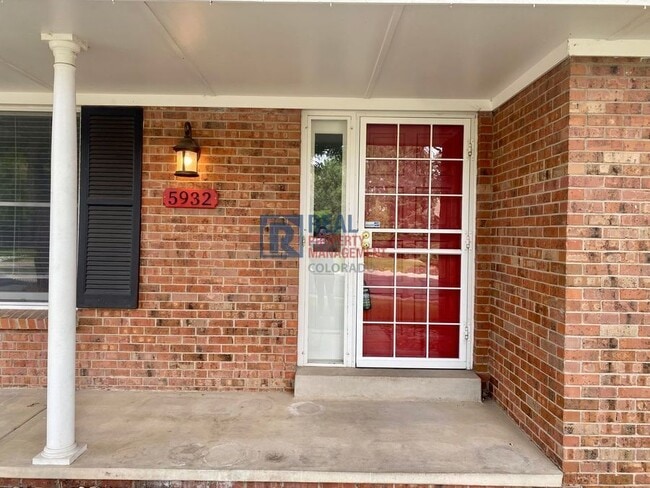 Foto del edificio - 5932 S Dayton Ct