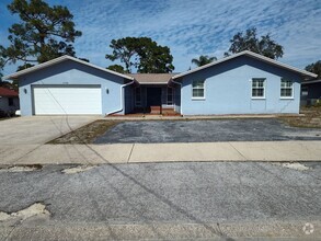 Building Photo - 1109 E Boyer St