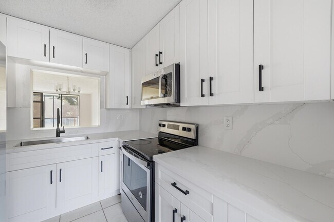 Building Photo - 3300 NW 46th St