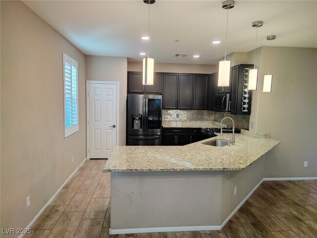 Foto del edificio - 3119 Biccari Ave