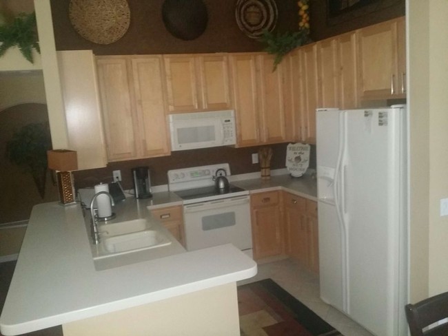 Building Photo - 2 Bedroom Fully Furnished home for rent