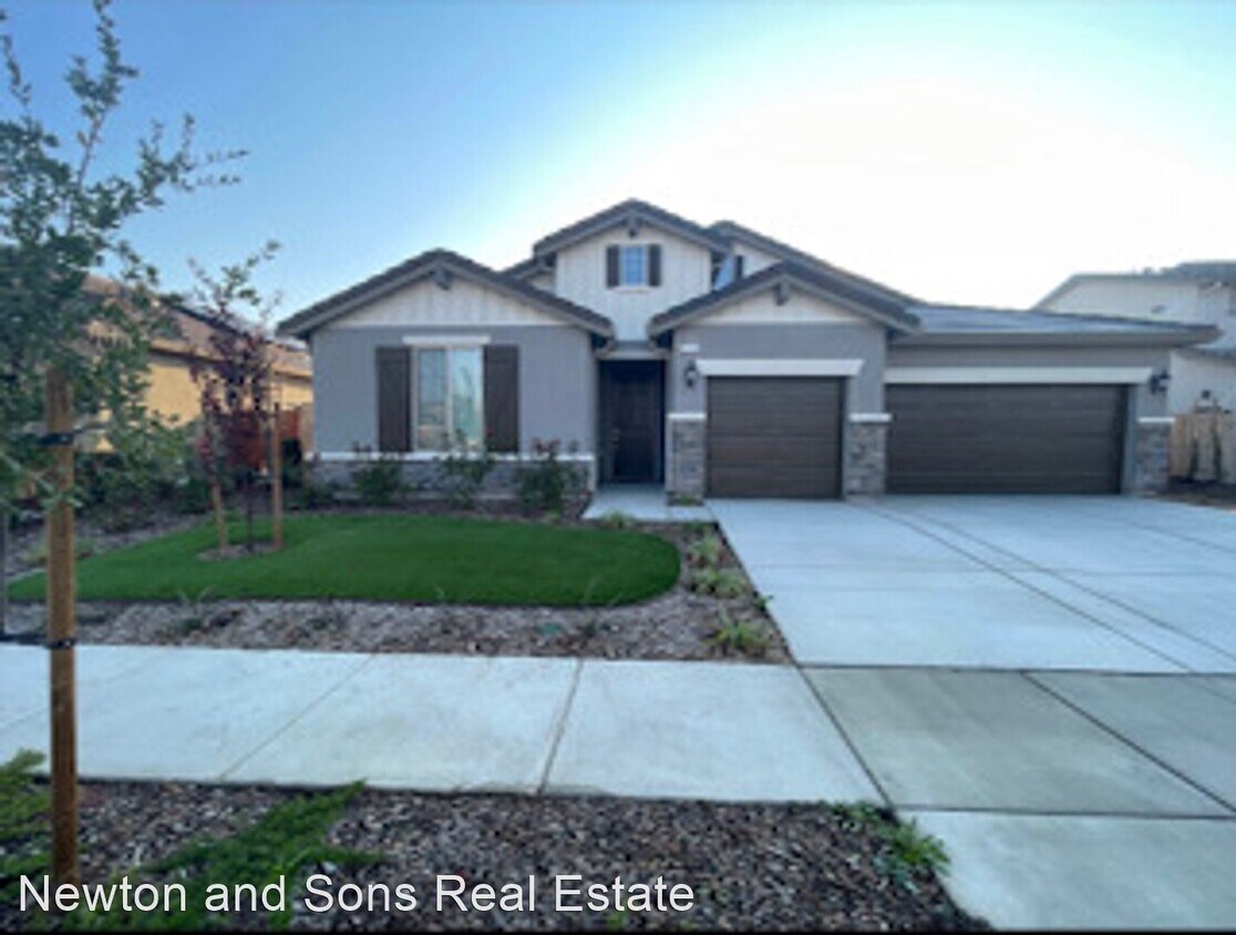 Primary Photo - 3 br, 2.5 bath House - 244 Ridge Creek Est...
