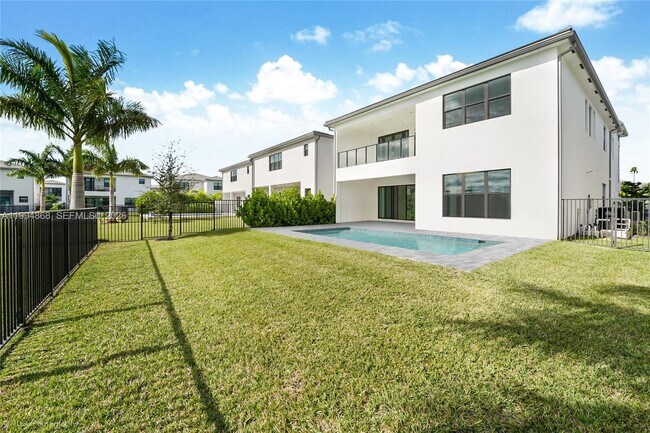 Building Photo - 8095 Crystal Downs Ave