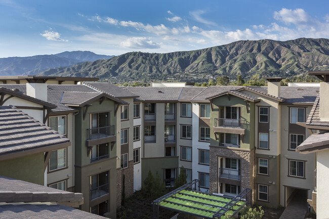 Views of Foothills - Avalon Glendora