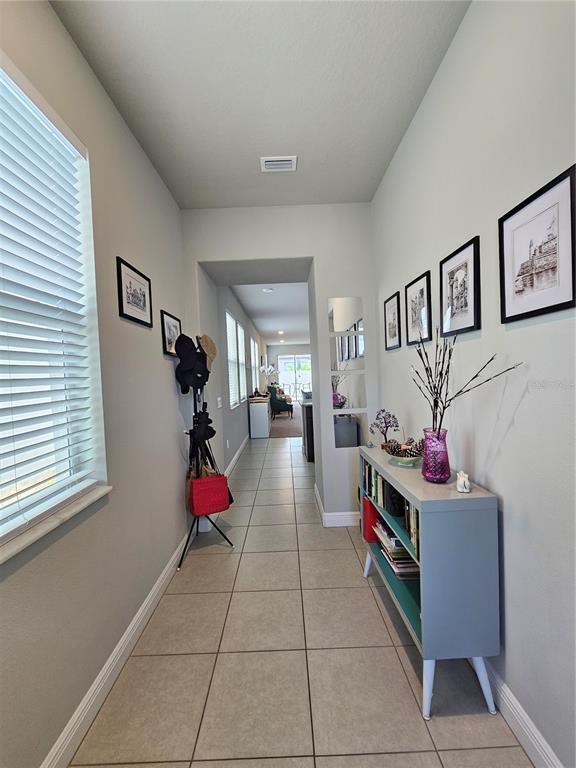 Foto del edificio - 1556 N River Cir