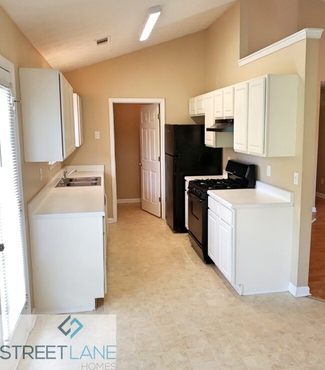 Building Photo - 175 Allen Oaks Way, Covington, GA, 30016