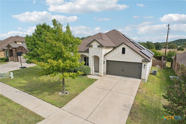 Building Photo - 3303 Vineyard Trail