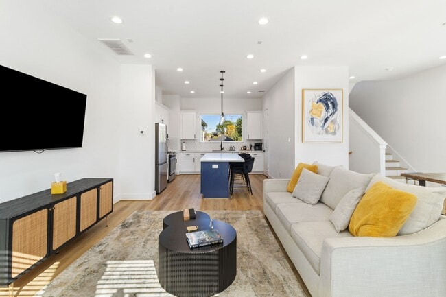 Building Photo - 1807 Lee St