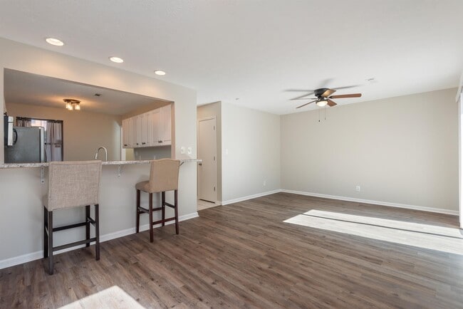 Photo - 2909 La Villas Dr Townhome