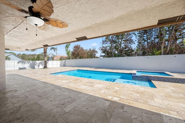 Foto del edificio - 5450 NW South Crisona Ct