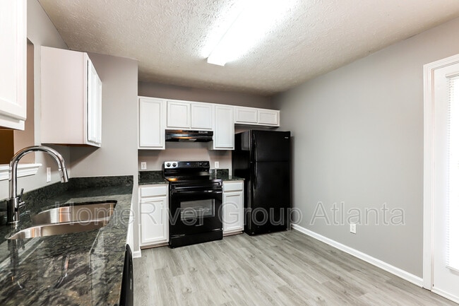 Building Photo - 4722 Coker Dr