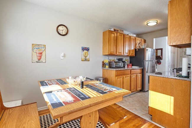Foto del edificio - 95 Salmon Brook Dr