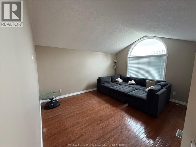 Building Photo - 480 Delaware Ave