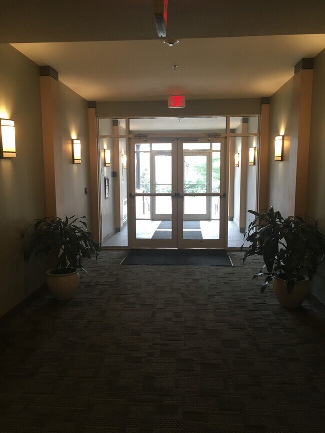 Foto del edificio - 370 Farrell St
