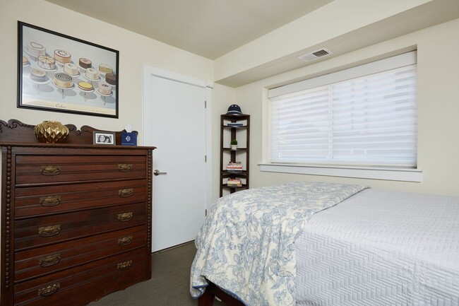 Foto del edificio - Pet Friendly Two bedroom in Brookland!