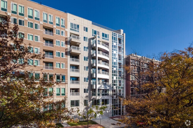 Building Photo - Joud Residence