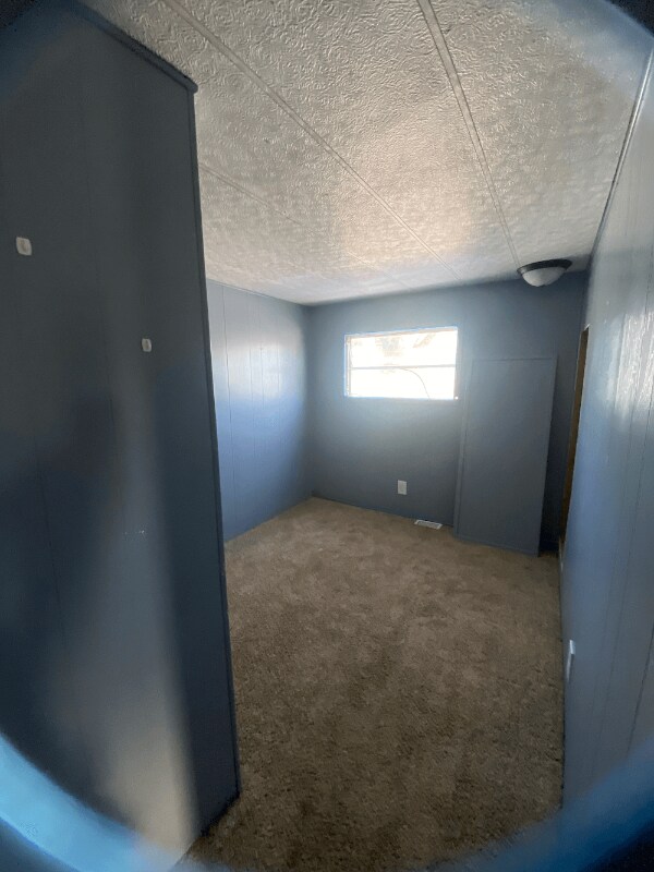 Foto del edificio - 5967 W Court St