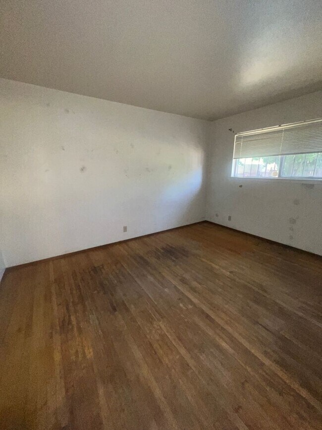 Building Photo - 7446 21st Street
