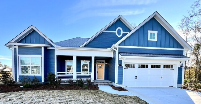 Building Photo - 2553 Lakeside Cir