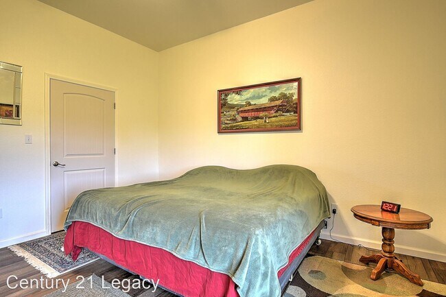 Building Photo - 1 br, 1 bath House - 777 Love Hollow Rd