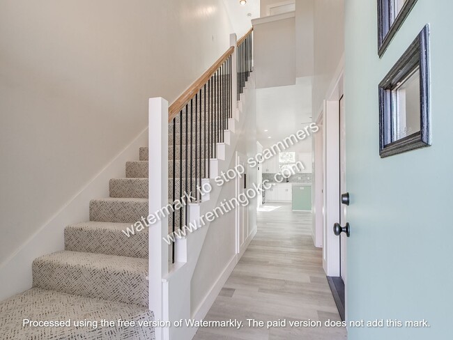 Building Photo - BRAND NEW duplex!