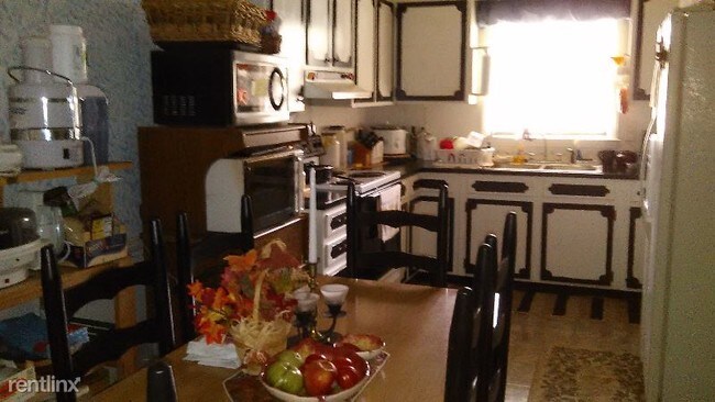 Foto del edificio - 4 br, 1.5 bath House - 6300 Farmingdale Drive