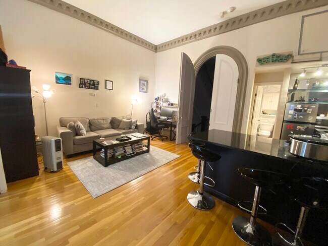 Foto del edificio - 103 Beacon St