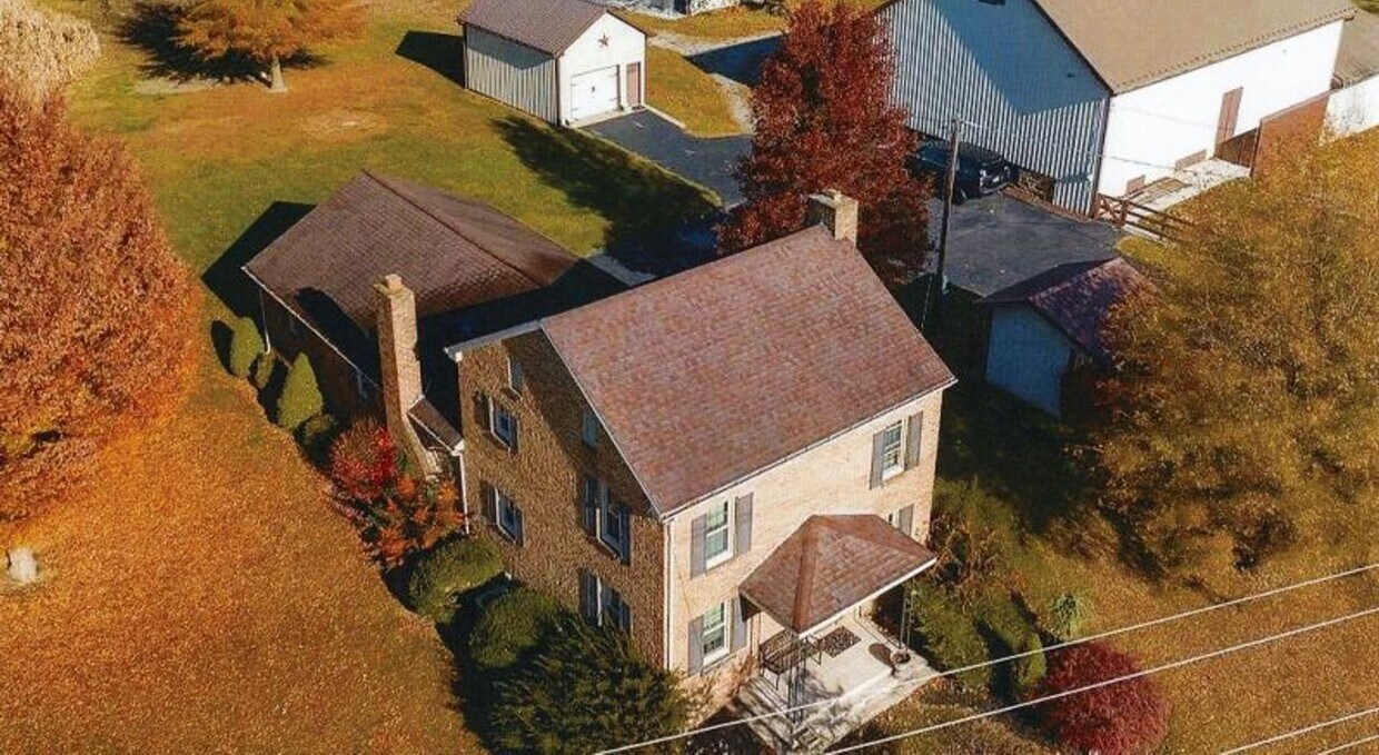 MUST SEE! 3 Bedroom Home with many ameniti... House Rental in