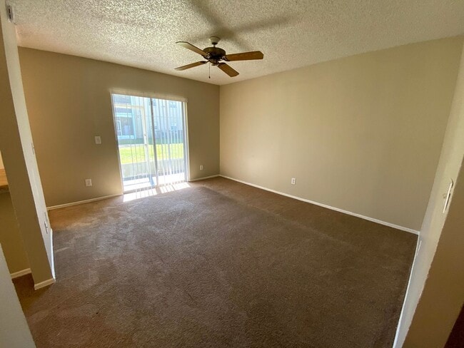 Building Photo - 4148 Pershing Pointe Pl