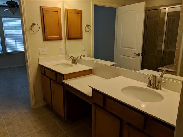 Building Photo - 6895 Hickory Creek Dr
