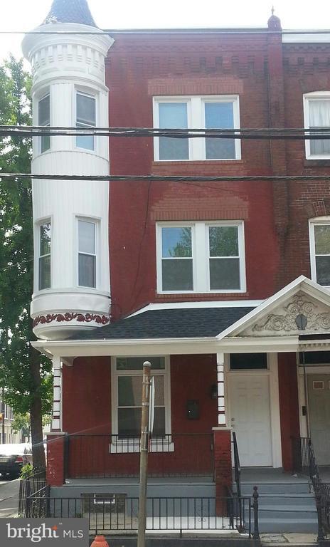 Building Photo - 500 N 39th St