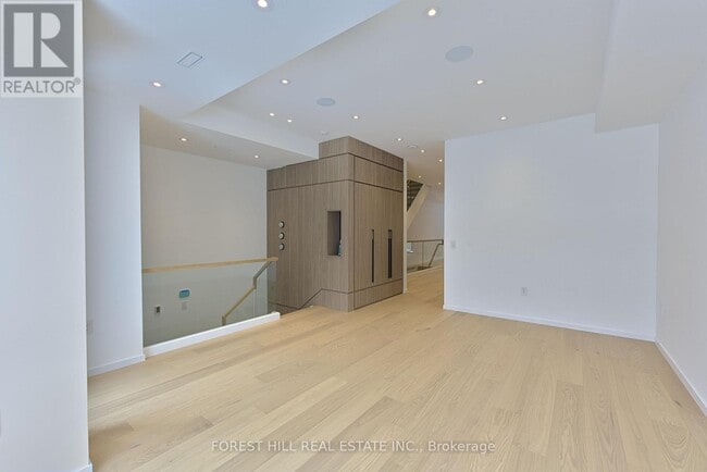 Building Photo - 40 Cameron Ave