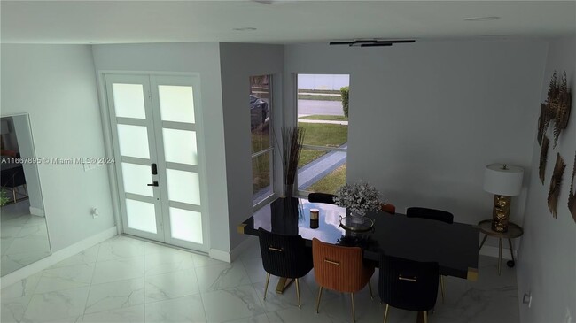 Foto del edificio - 17381 SW 33rd St