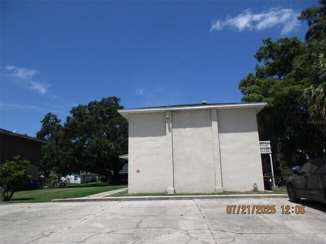 Foto del edificio - 18 Georgia Ave