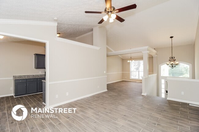 Foto del edificio - 125 Crestworth Ct